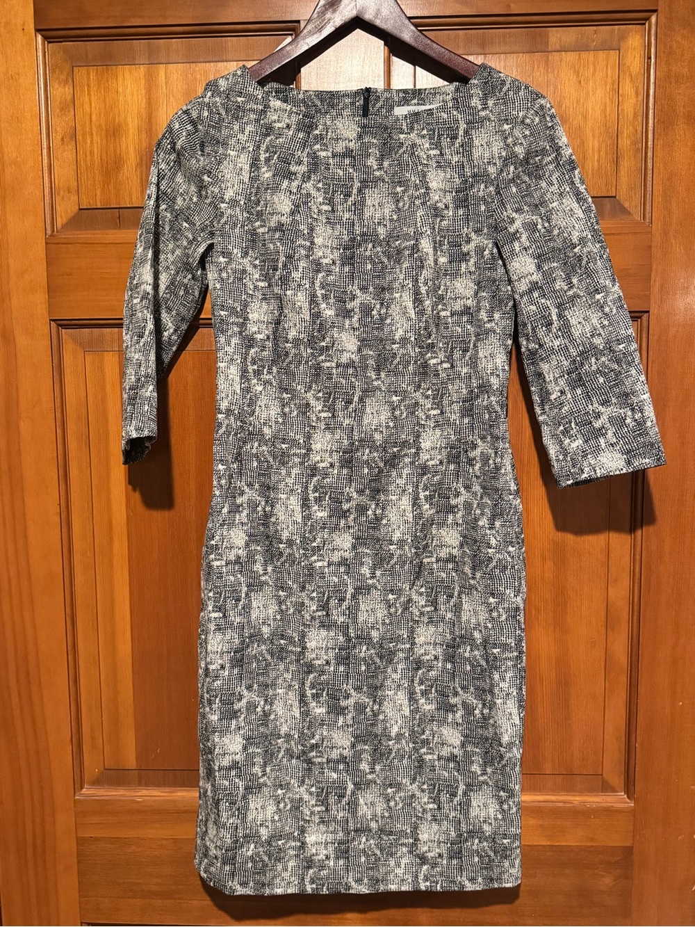 Mm Lafleur Women's Black and White Textured Sheath Dress above knee, 3/4 sleeve